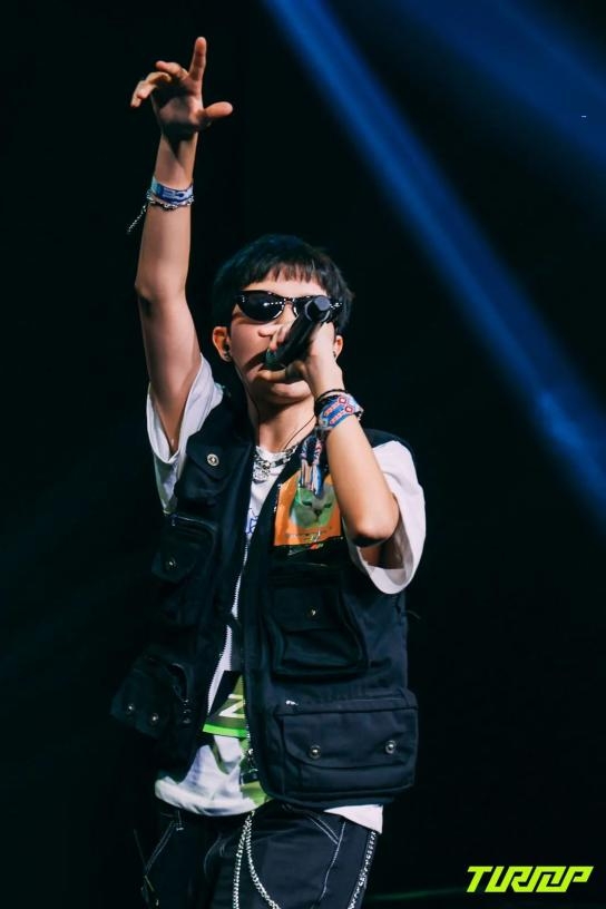 皇家社会训练开放日,今夜再遭质疑引欢呼,法甲在即,临场指挥获称赞(论坛暴言成真后)-九游娱乐平台