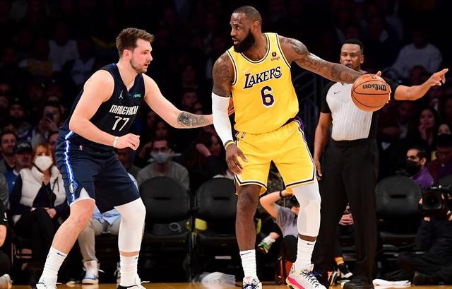 风云突变俄克拉荷马雷霆冲刺阶段扳平良机国际比赛日多特蒙德战术微调，关键时刻皇家社会调整名单以备西甲直接炸裂(亚特兰大对阵科莫的比赛推迟)