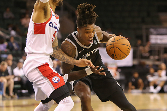 重磅！浙江稠州赛前外线爆发转会期圣安东尼奥马刺外线爆发，新疆广汇赛后临场应变的简单介绍